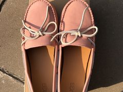 -UGG(燕莎奥特莱斯购物中心店)