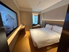 -全季酒店(深圳会展中心岗厦地铁站店)