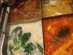 -海底捞火锅鲜切牛肉主题店(长寿路店)