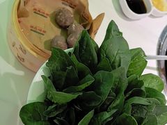 -洪氏嗨捞·广东猪肚鸡·椰子鸡火锅(西咸万象城店)