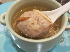 狮子头煮干丝-梅龙镇酒家(南京西路总店)