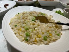 -品悦酒店(三林古镇店)