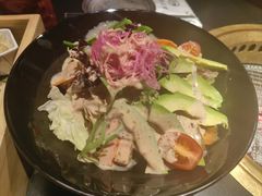 -山川小町·极番烧肉(新地假日广场店)