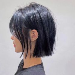 -变画·发型STUDIO