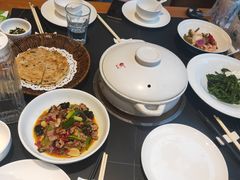 -黔蘑菇四季餐厅(观山湖店)