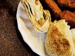 麻酱芝麻烧饼-老三羊汤【北兴隆街店】