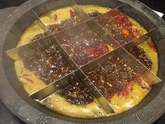-宽板凳老灶火锅(南礼士路店)
