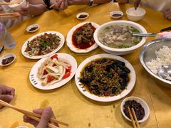 -荣生萝卜汤饭店