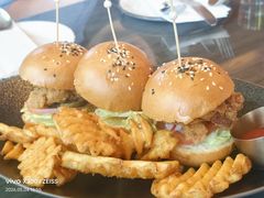 川味炸鸡汉堡-哈蒙德餐厅