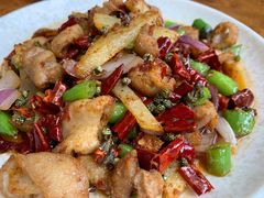 干煸肥肠-茅屋大酒店