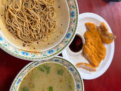 -金杨拉面王小吃面馆·牛三宝面·红烧牛肉粉