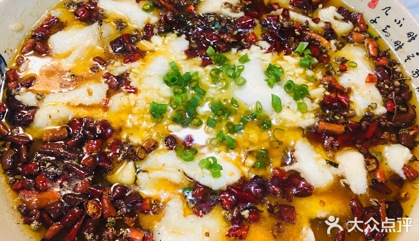 小龙虾是每天江苏新鲜运送的青虾，壳软新鲜肉嫩