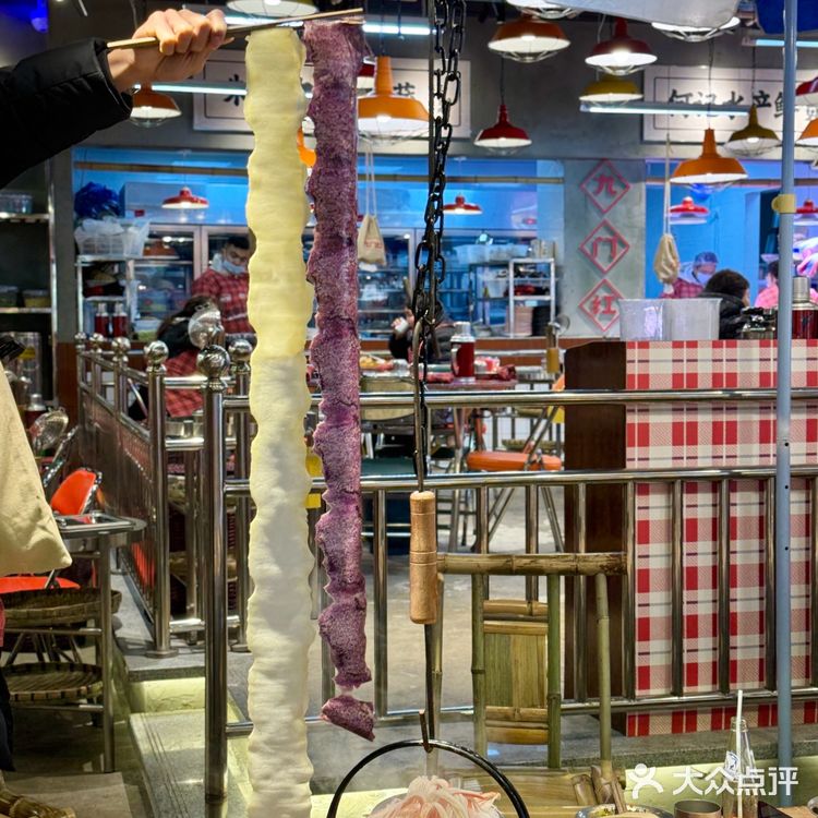 成都首家菜市场火锅店就在建设路!