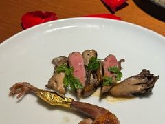 炙烤熟成乳鸽-觀芷隐轩