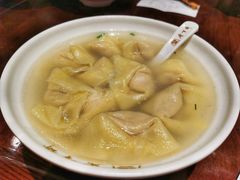 刀鱼馄饨-老半斋(福州路店)