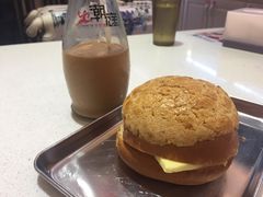 -潮庭港式茶餐厅·熊仔奶茶(同济广场店)