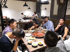 -红九格老火锅(三峡广场店)