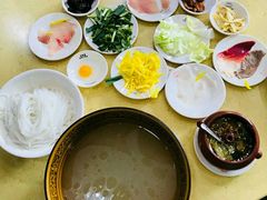 -桥香园云南过桥米线(金马碧鸡店)