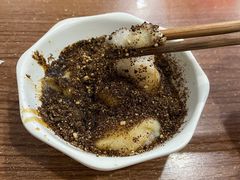 黄糖糍粑-继红顺河抄手名小吃