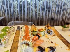 -怡豪大饭店·49楼旋转自助餐厅