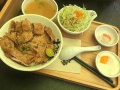 -熊吞·大碗丼烧肉饭(济宁万达广场店)