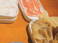 -天成·潮州牛肉脆肉鱼生蚝自助火锅