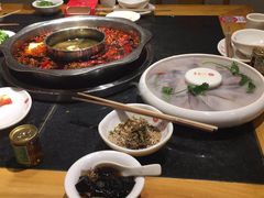 -一斗火锅·招财羊毛肚(泰吉滨江店)