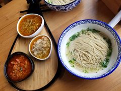 蟹太极蟹黄面-朱洪元苏式面馆(绿宝广场店)