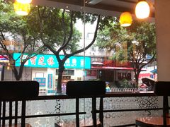 露天位-星巴克(广州淘金路店)