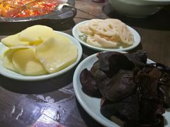 -红九格老火锅(三峡广场店)