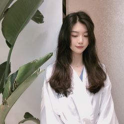 -BULB STUDIO 巴柏明星发型工作室