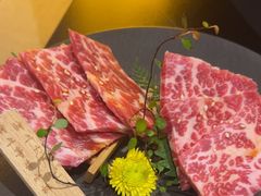 -山川小町·极番烧肉(新地假日广场店)