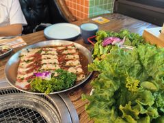 -明洞阿姨·韩式酱蟹烤肉·创意料理(三元桥店)