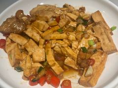 -花椒俏川菜小馆(南海万达店)