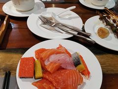 -四海一家自助餐(益田假日广场店)