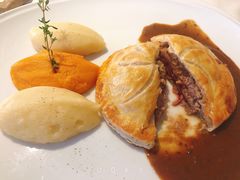 威靈頓牛排-Khéma Restaurant Pasteur