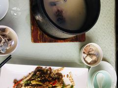 -干老四雅鱼饭店(滨江西路店)