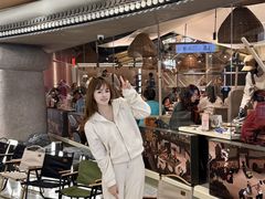 -蚂蚁洞·烤肉大营地(上海静安大悦城店)