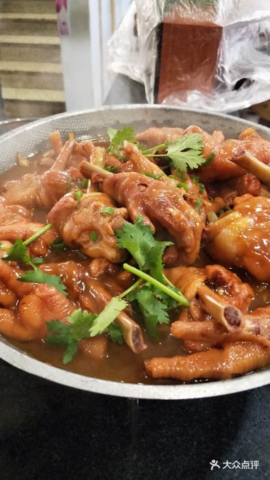 盛盛园海鲜家常菜压锅鸡爪图片 - 第1张
