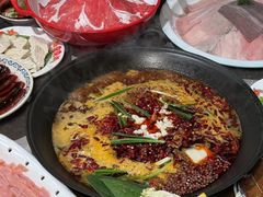 -沸炉重庆老火锅(军事博物馆店)