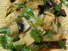 -有红鸡毛店·川菜(建设路店)