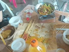 -老街烧烤大排档·地道湖北菜·龙虾馆(汉口火车站店)