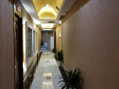 -尚足影院式足疗·住宿·美食(解放碑店)