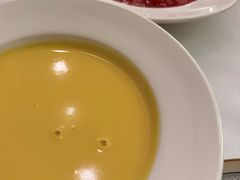 奶油南瓜鸡蓉汤-莫斯科餐厅