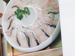 -洪氏嗨捞·广东猪肚鸡·椰子鸡火锅(西咸万象城店)