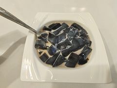 椰汁龟苓膏-梧州双钱龟苓膏(丽港航母店)