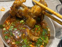 -肖肖酸萝卜鱼火锅(总店)