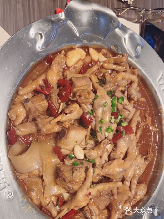 胖哥俩肉蟹煲(龙德广场店)鸡爪图片