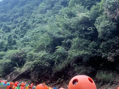 -安吉龙王山峡谷漂流