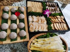 -慢丽江·云南野生菌土鸡锅(西山店)
